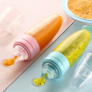 Silicone Feeding Bottle With Dispensing Spoon