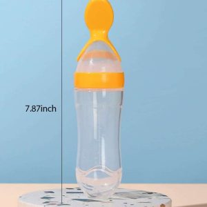 Silicone squeeze feeder for introducing purees