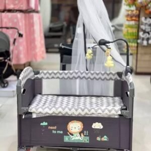 Baby Cosleeper bed/ playpen with changing station and mosquito net