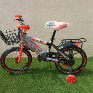 Size 16 Kids bike with removable training wheels(5-8 years)